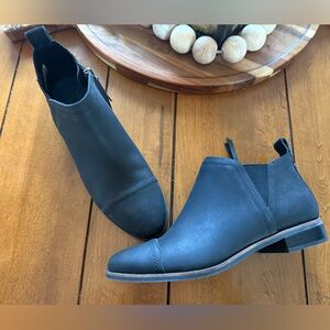 Toms Black Leather Ankle Boots